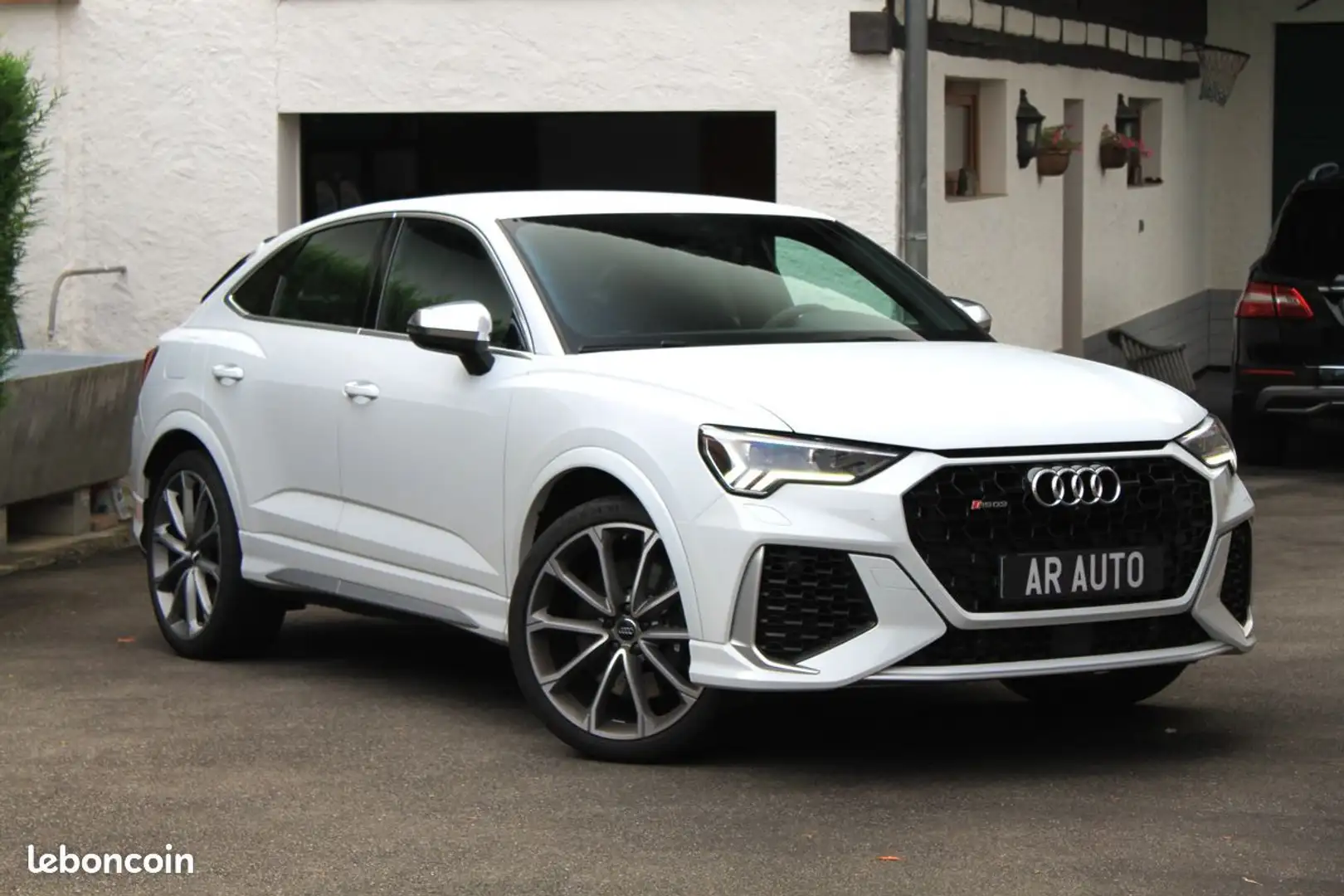 Audi RS Q3 rsq3 2.5 400Ch Français 1 Propriétaire Suivi Excellent état Roues hiver Matrix Alcantara bleu Blanc - 1