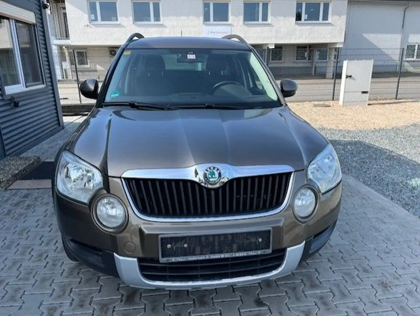 Skoda Yeti Ambition Plus Edition 4x4 Braun - 1