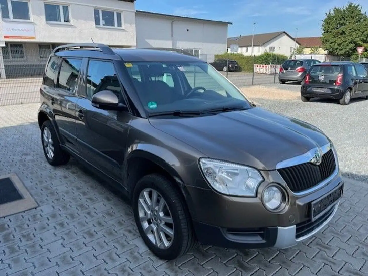 Skoda Yeti Ambition Plus Edition 4x4 Braun - 2