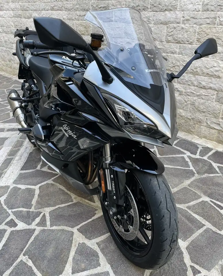 Kawasaki Ninja 1100SX