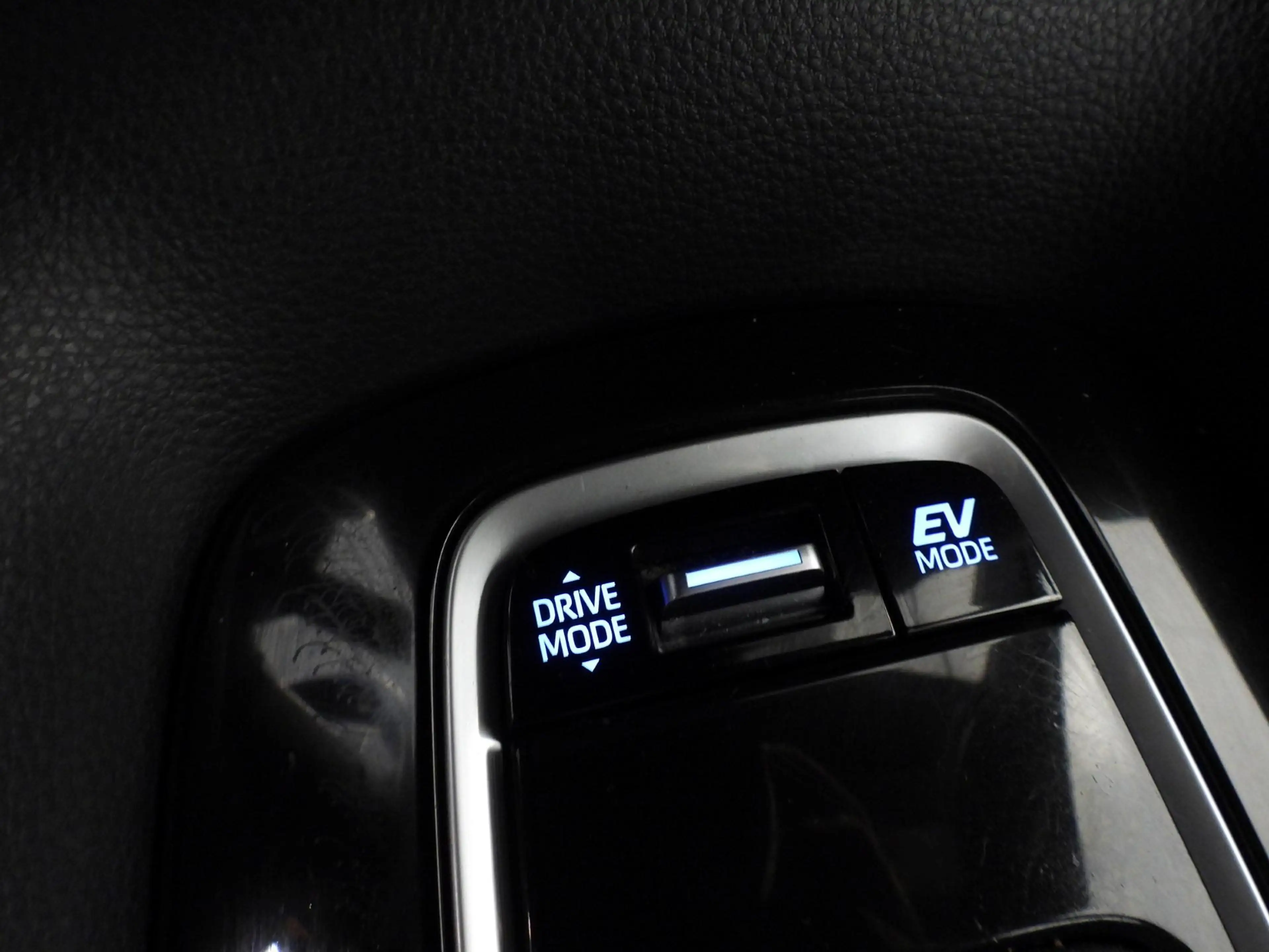 Toyota Corolla Touring Sports 1.8 Hybrid Business NAVI-APP/TREKH. — photo 19