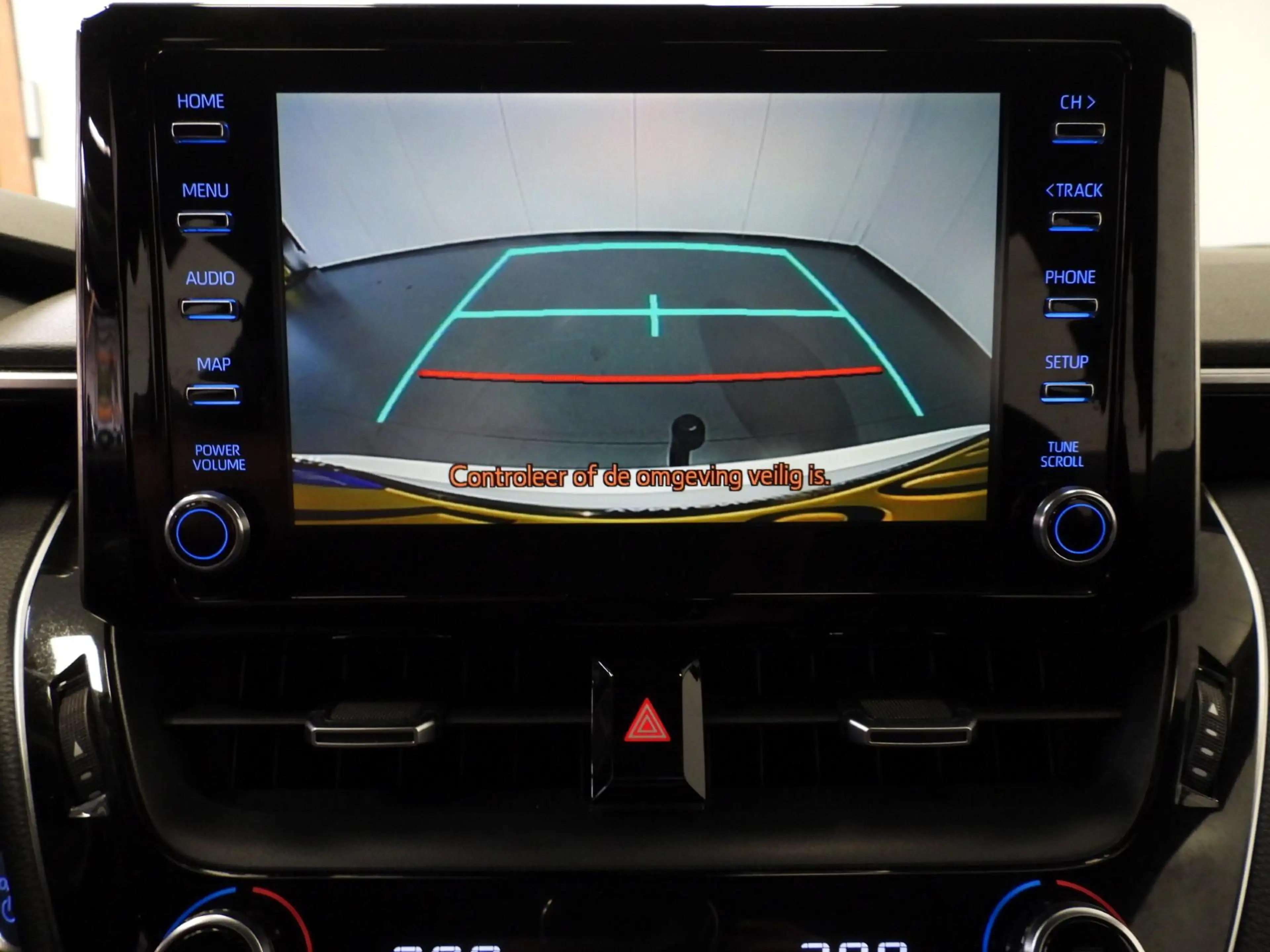 Toyota Corolla Touring Sports 1.8 Hybrid Business NAVI-APP/TREKH. — photo 8