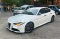 Alfa Romeo Giulia 2.0T Sprint 200 - thumbnail 1