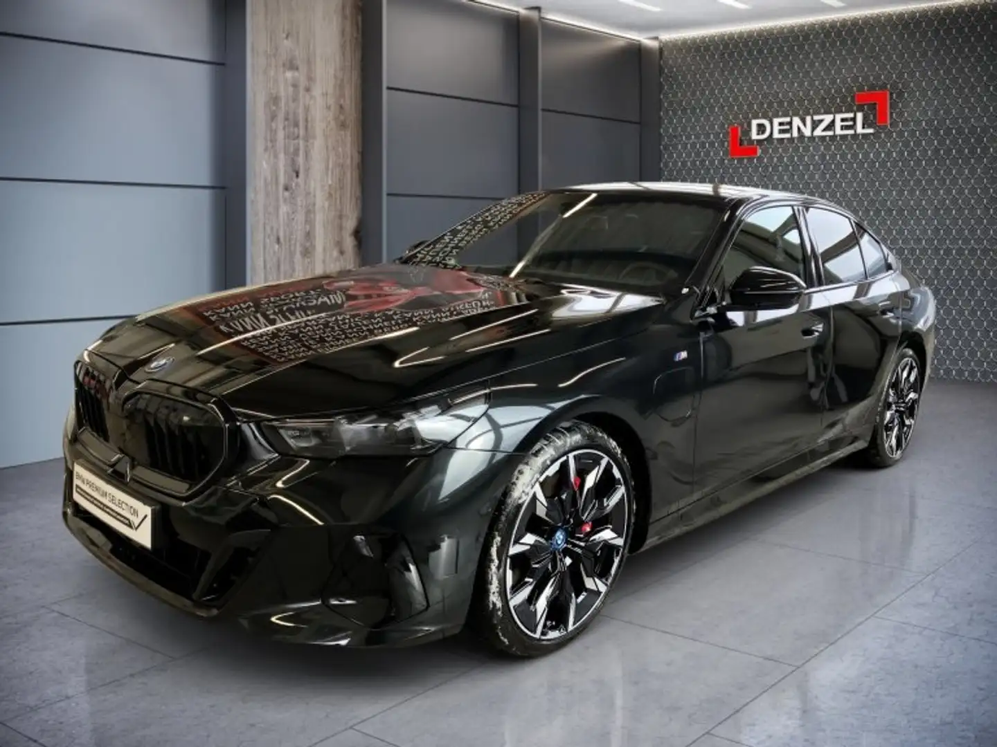 BMW 550 e xDrive Limousine G60 XB1 Schwarz - 1