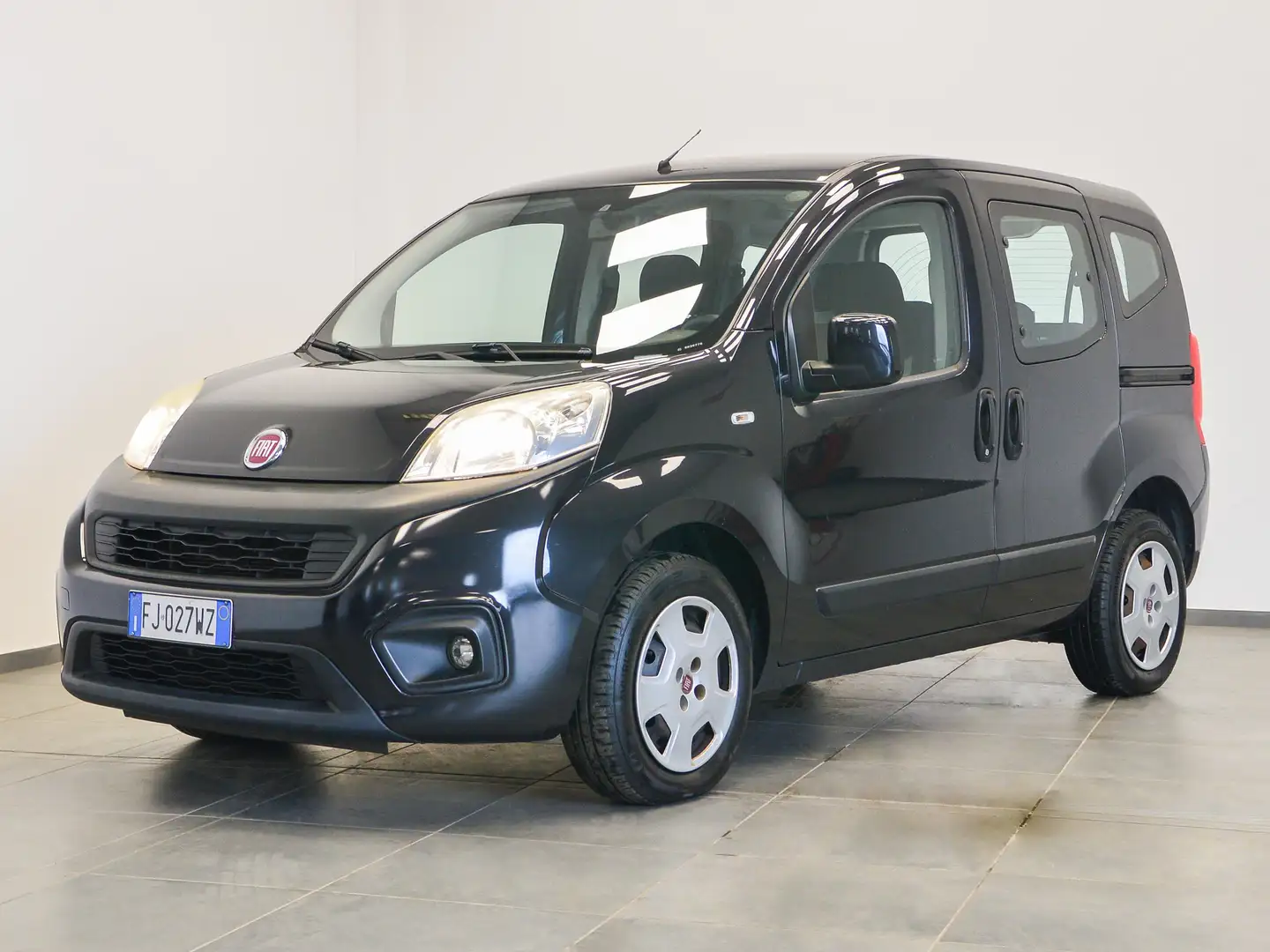 Fiat Qubo Qubo 1.3 mjt 16v Lounge 80cv Nero - 1