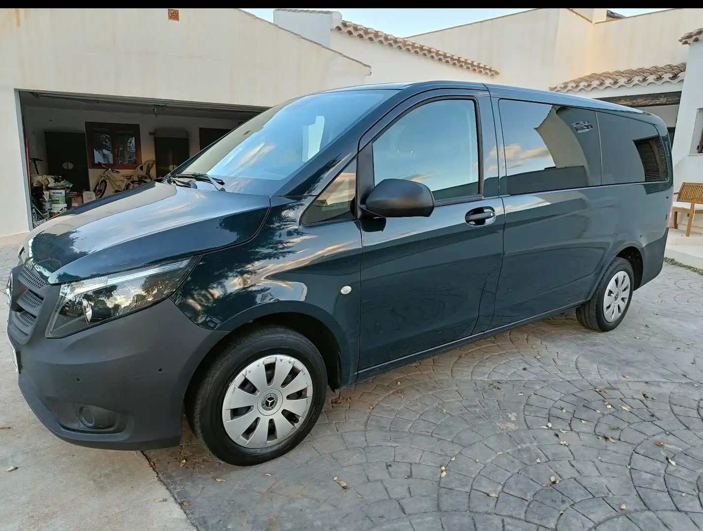 Mercedes-Benz Vito Tourer 114 CDI Select Larga - 1