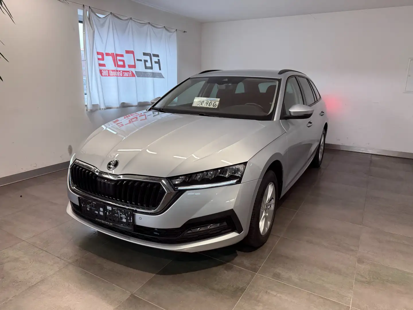 Skoda Octavia 2.0 TDI Ambition KESSY VIRTUAL SMARTLINK Silber - 2