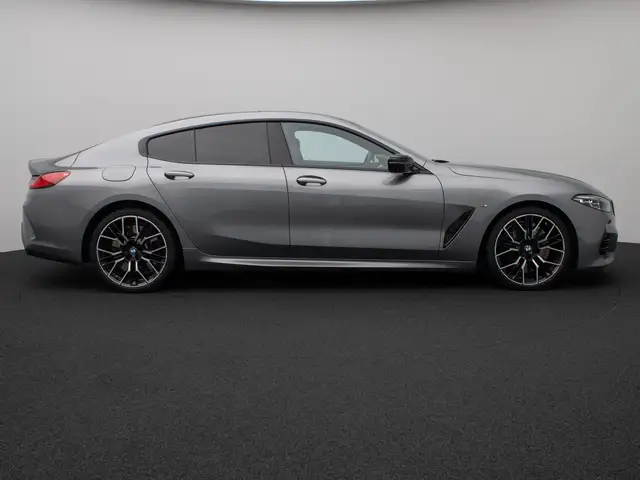 BMW 8 Series view 5