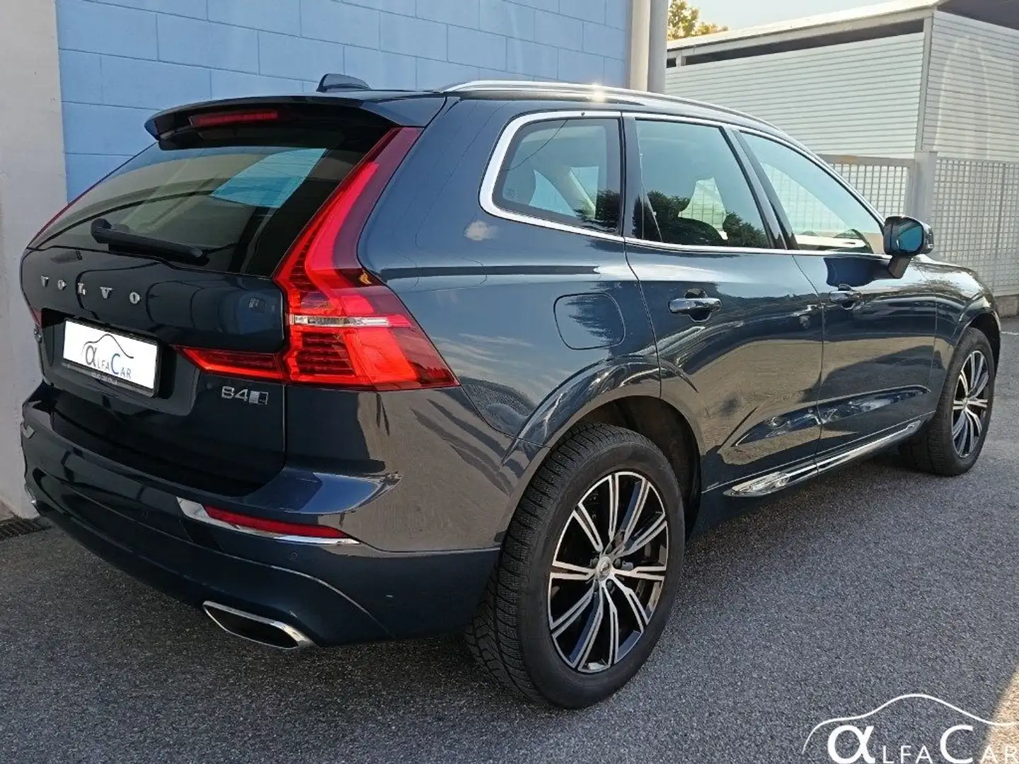 Volvo XC60 B4 (d) AWD Geartronic Inscription Blu/Azzurro - 2