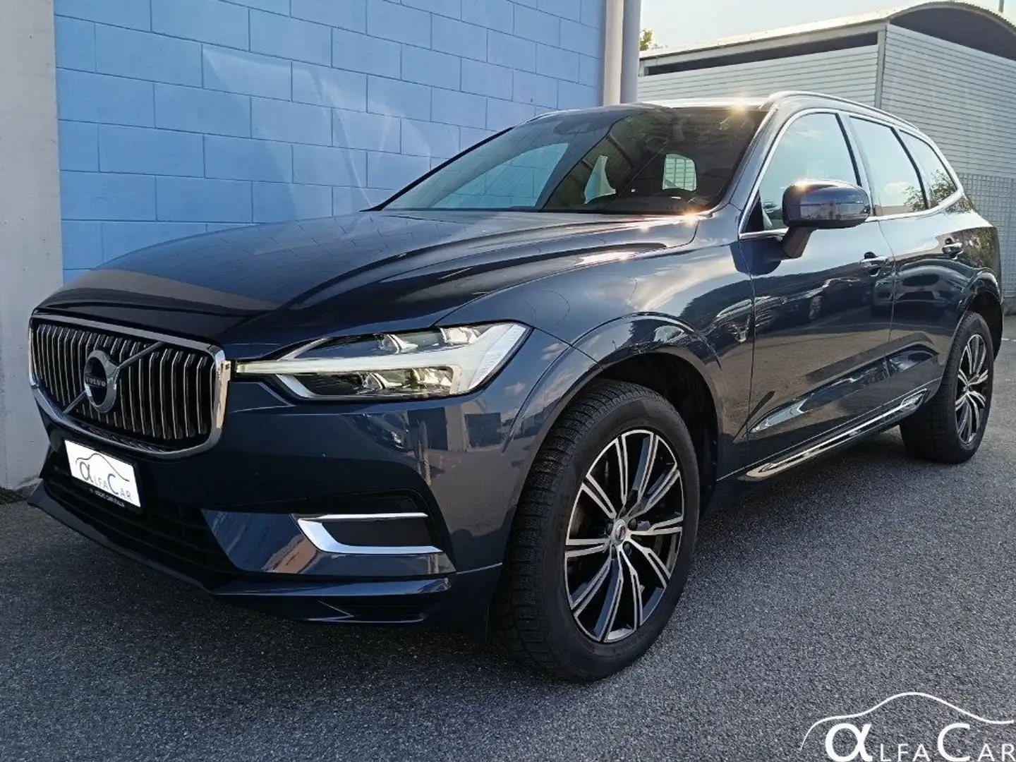 Volvo XC60 B4 (d) AWD Geartronic Inscription Blu/Azzurro - 1