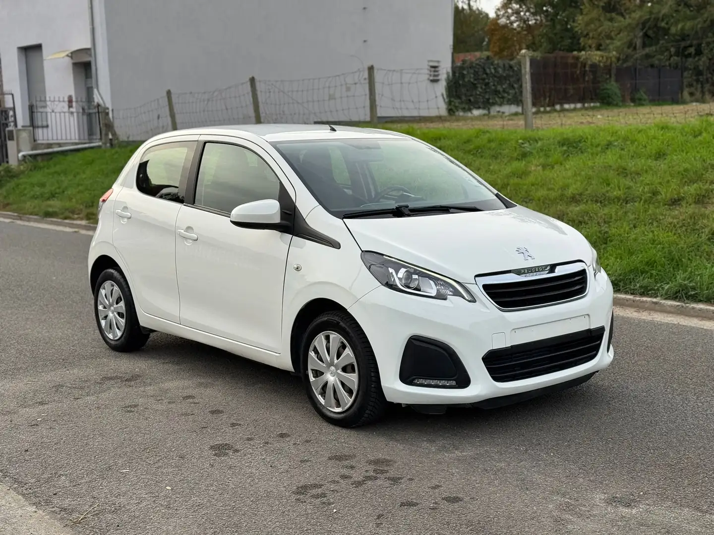 Peugeot 108 1.0 VTi Active Blanc - 2