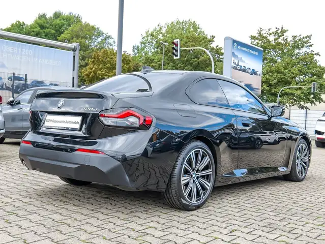 BMW 2 Series view 2
