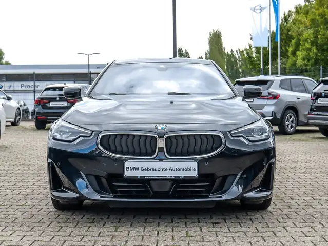 BMW 2 Series view 8