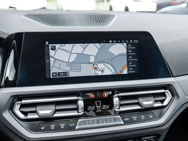 BMW 2 Series view 12