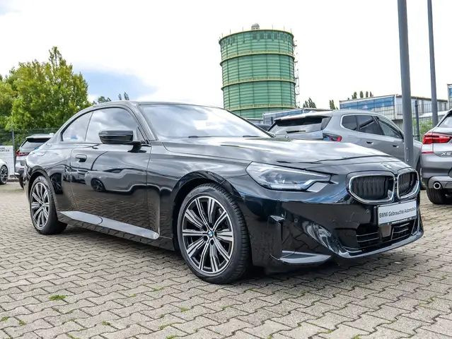 BMW 2 Series view 6