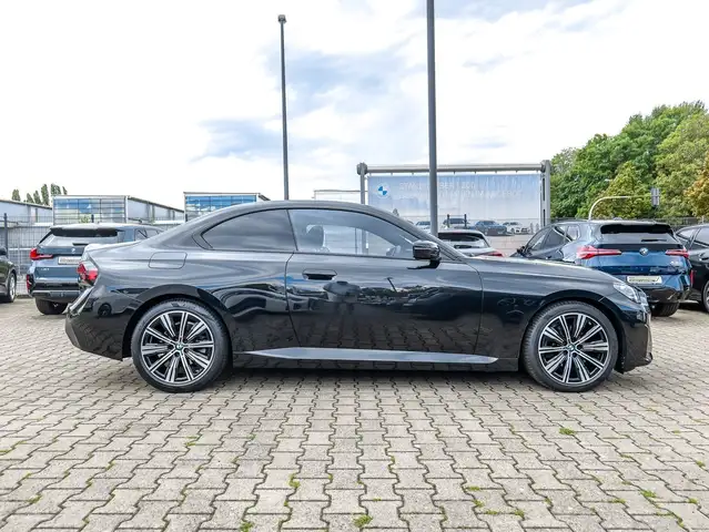 BMW 2 Series view 10
