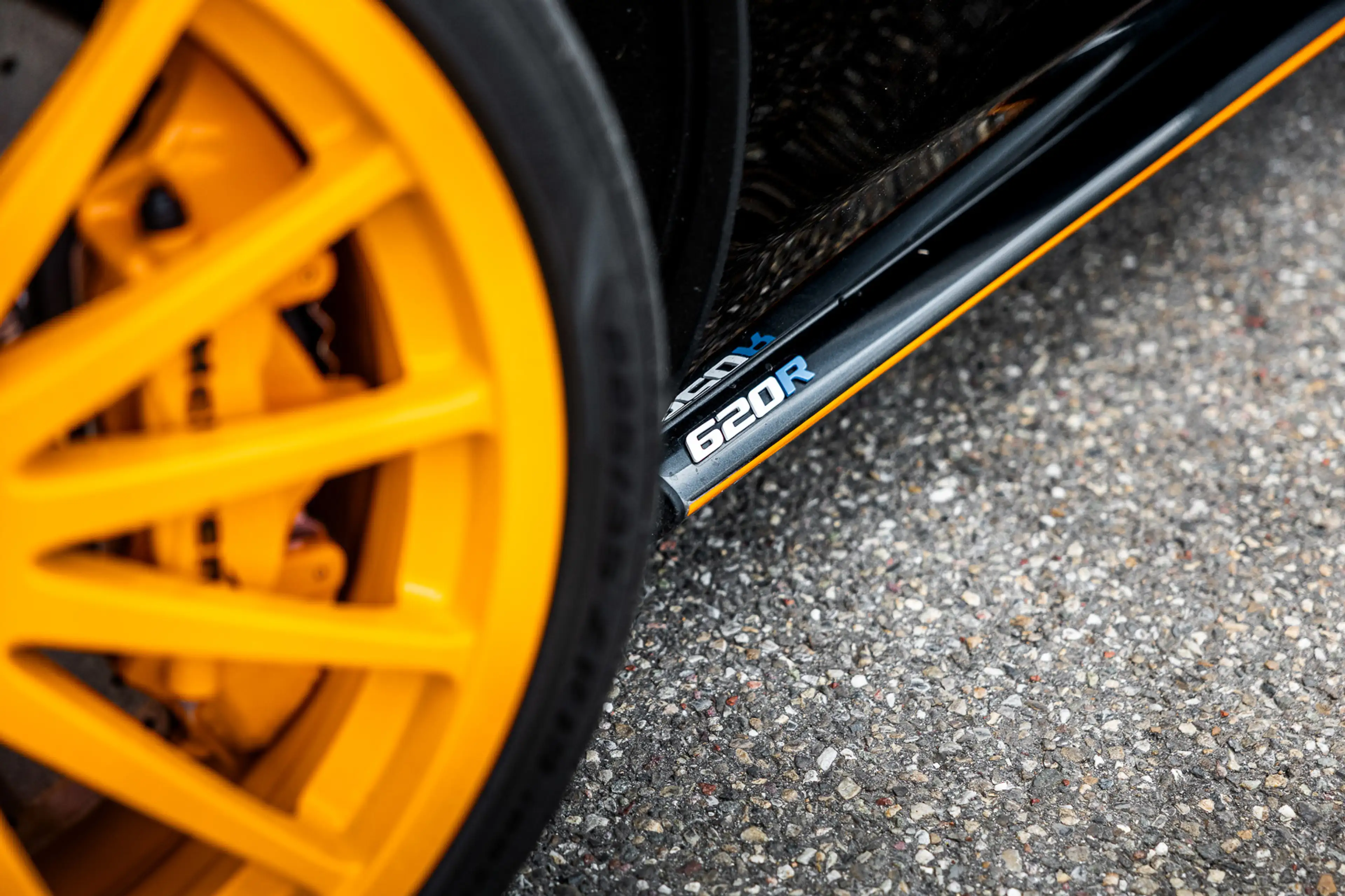 McLaren 620R 3.8 V8 / 1 of 225 / MSO R Pack / Bowers & Wilkins — photo 25
