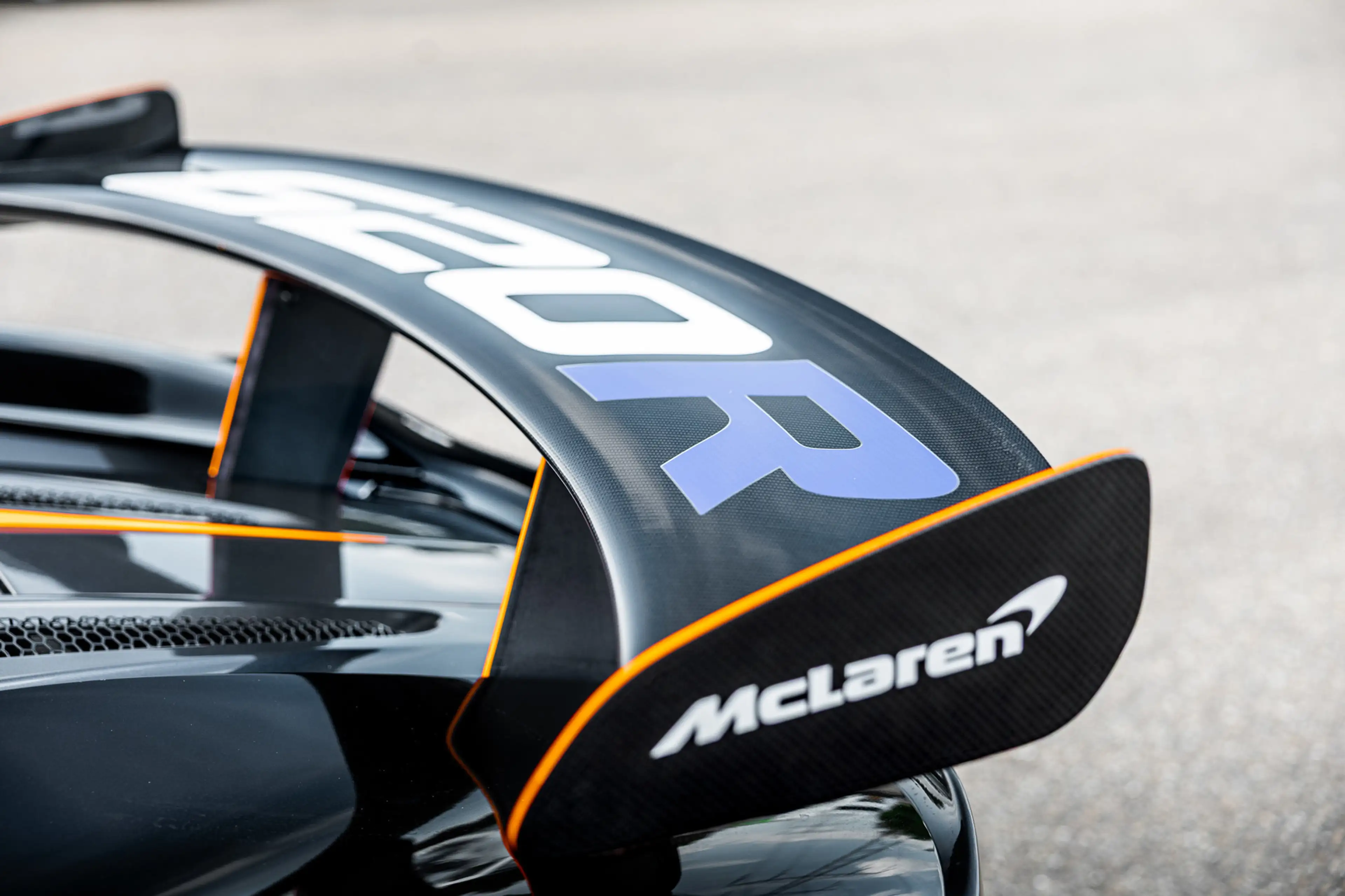 McLaren 620R 3.8 V8 / 1 of 225 / MSO R Pack / Bowers & Wilkins — photo 46