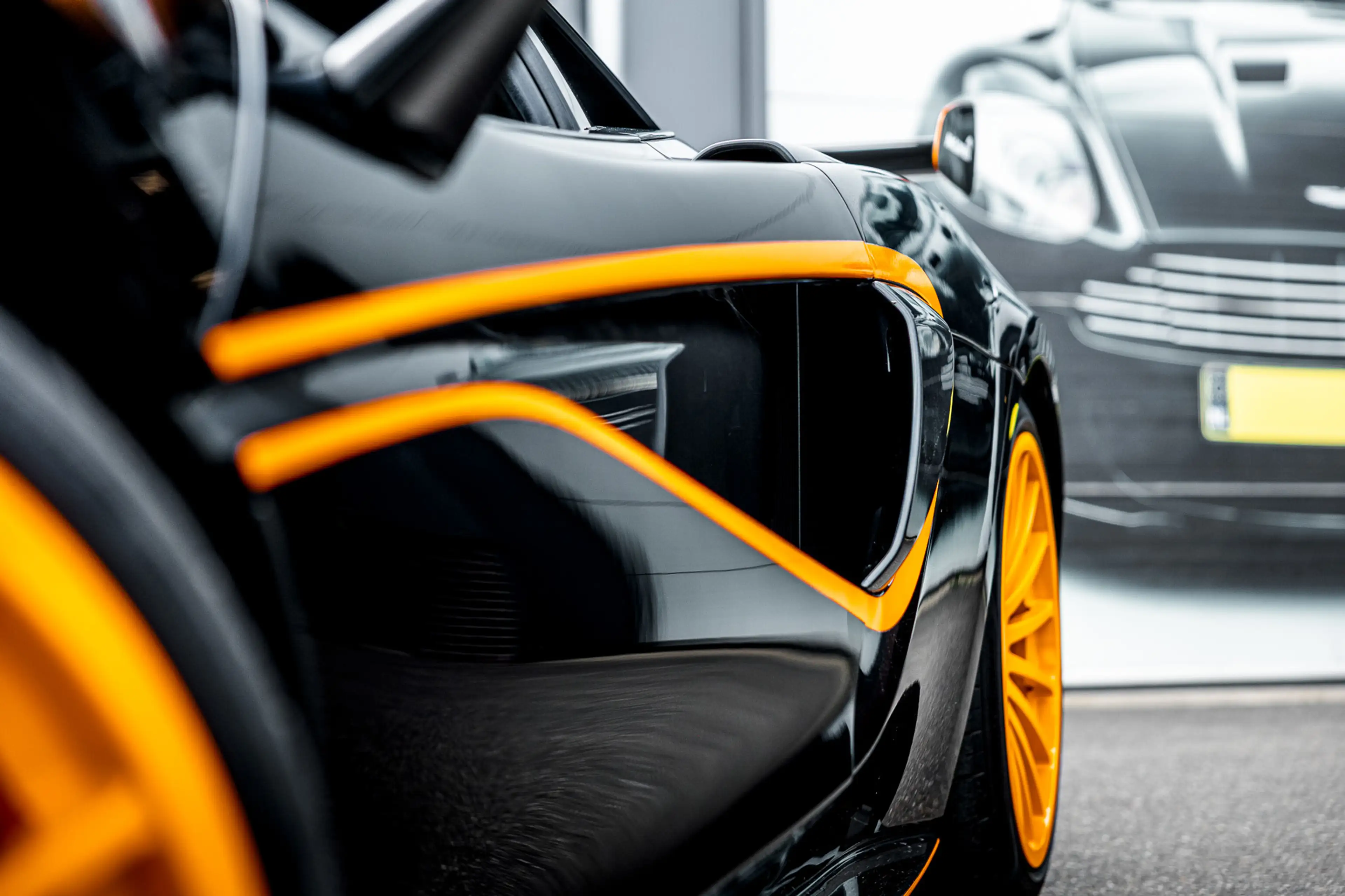 McLaren 620R 3.8 V8 / 1 of 225 / MSO R Pack / Bowers & Wilkins — photo 27