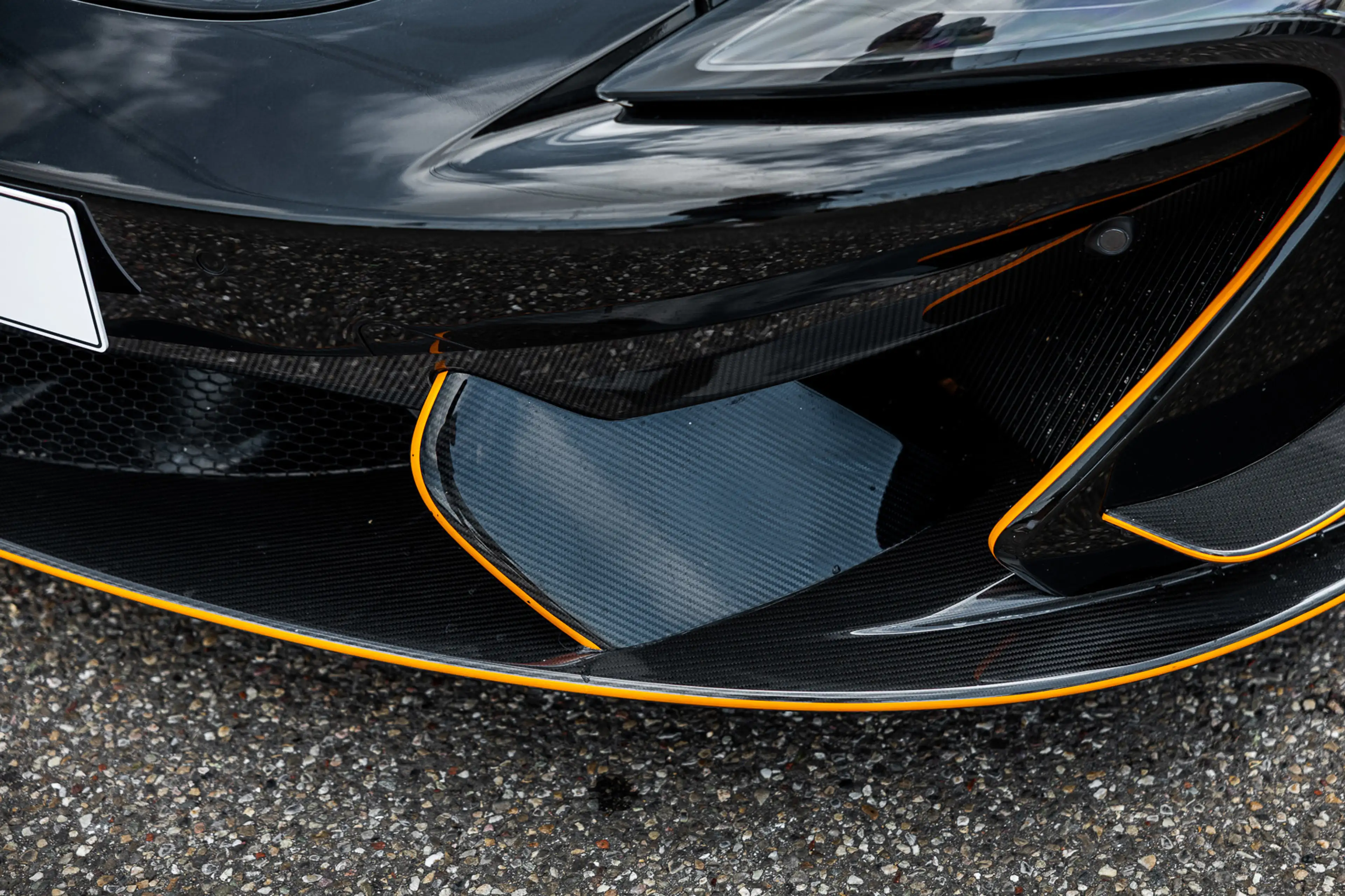 McLaren 620R 3.8 V8 / 1 of 225 / MSO R Pack / Bowers & Wilkins — photo 19
