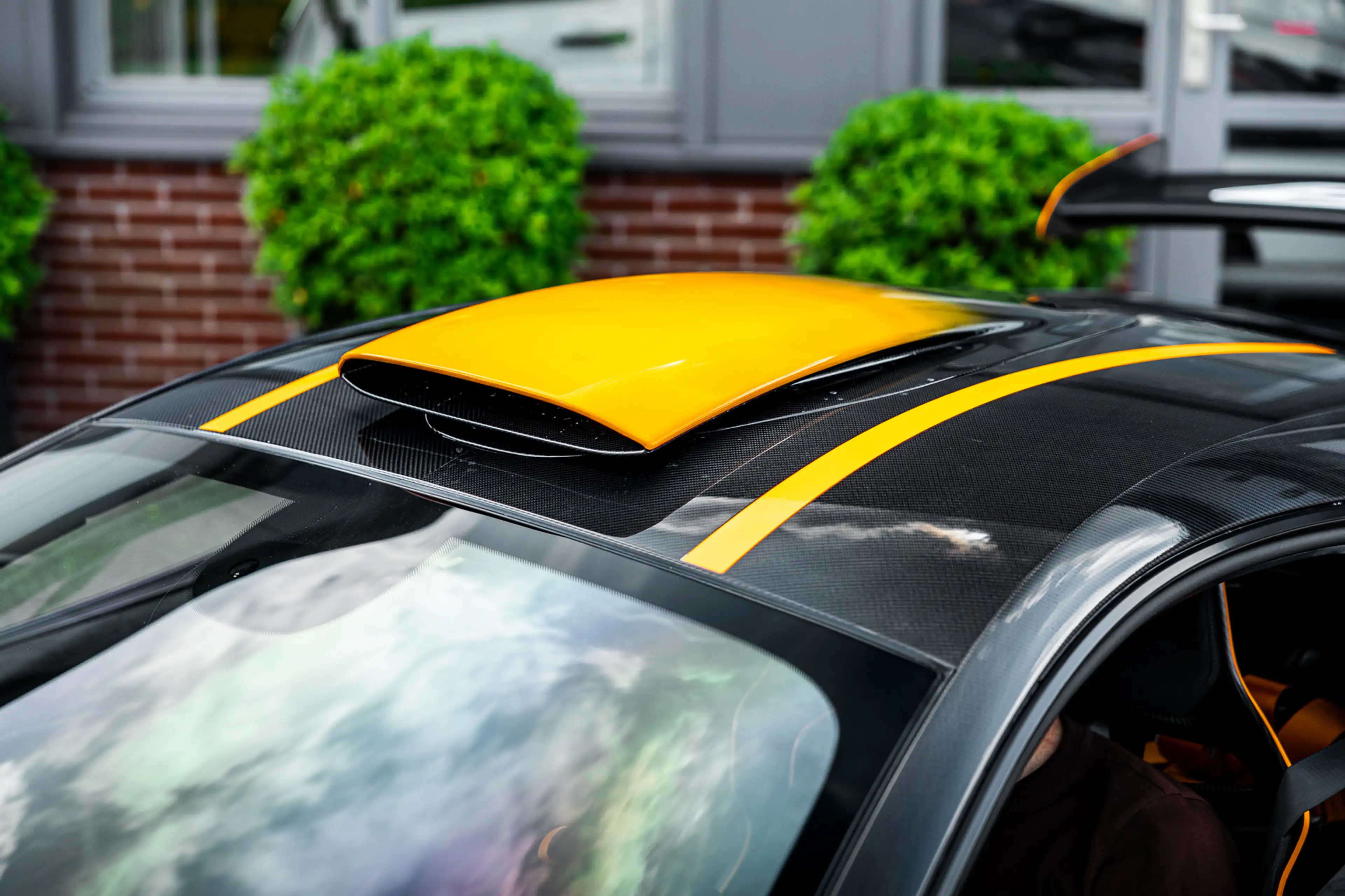 McLaren 620R 3.8 V8 / 1 of 225 / MSO R Pack / Bowers & Wilkins — photo 28