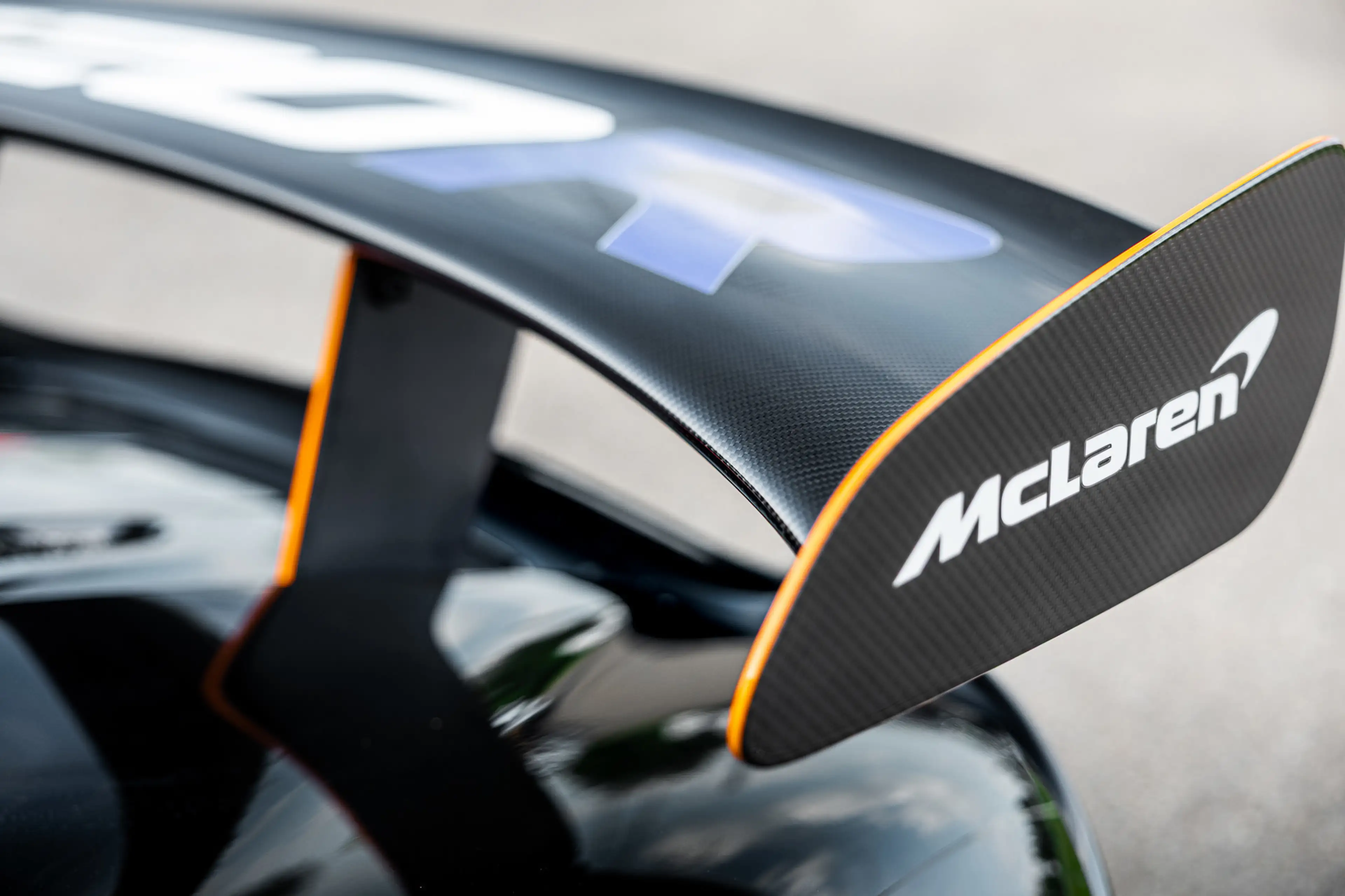 McLaren 620R 3.8 V8 / 1 of 225 / MSO R Pack / Bowers & Wilkins — photo 48