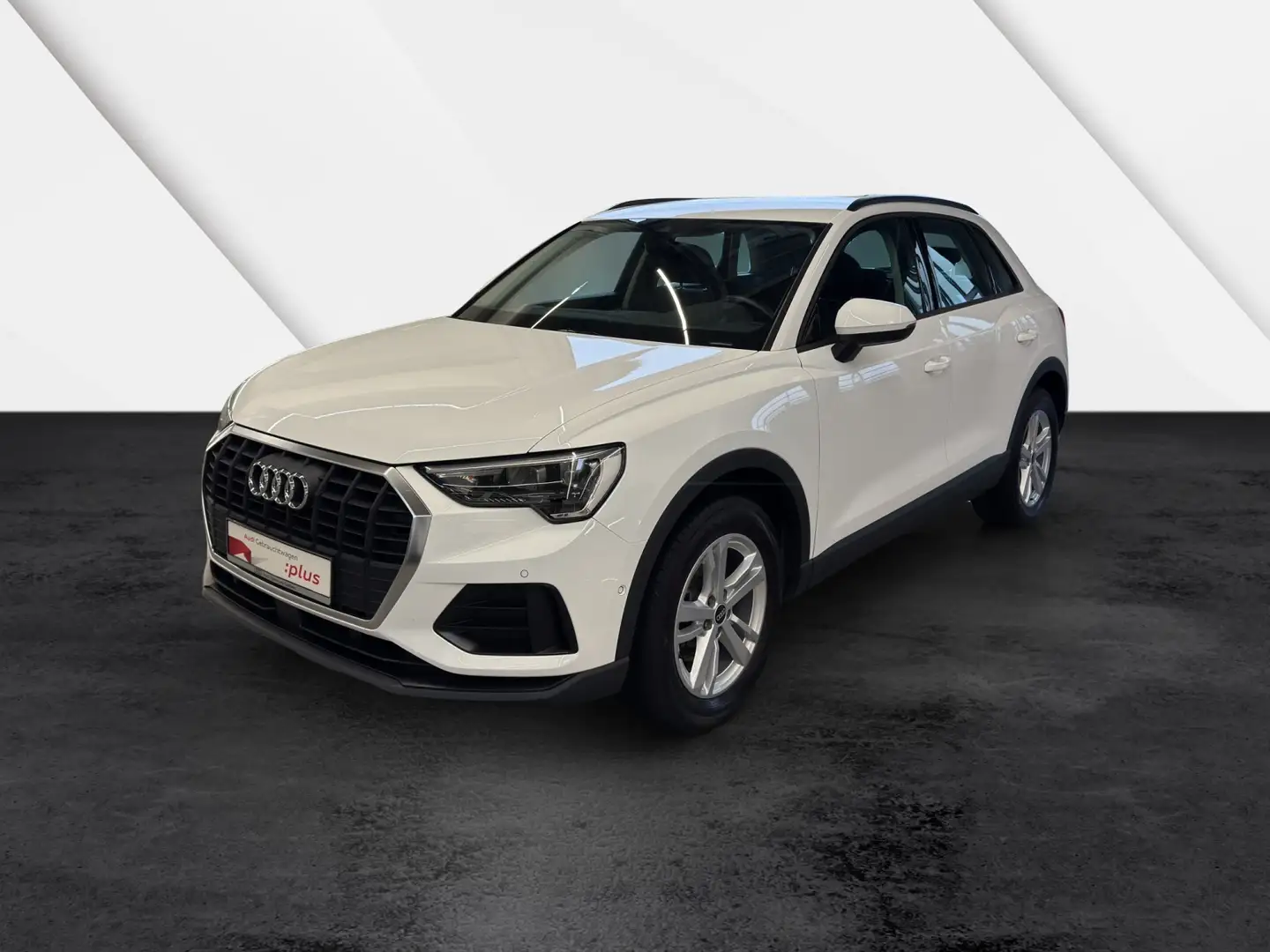 Audi Q3 35 TFSI S tronic MMI Navi Plus Komfortpaket Weiß - 2