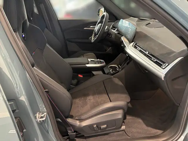 BMW iX1 xDrive30 Ansicht 7