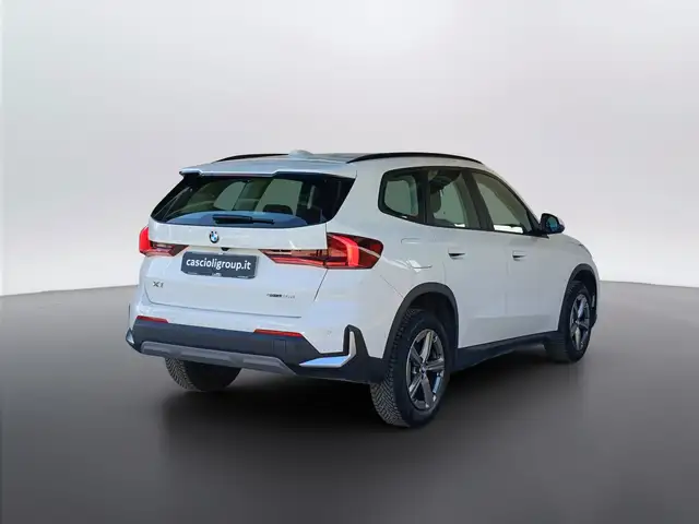 BMW X1 view 4