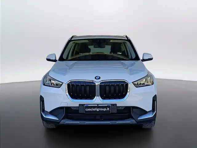 BMW X1 view 2