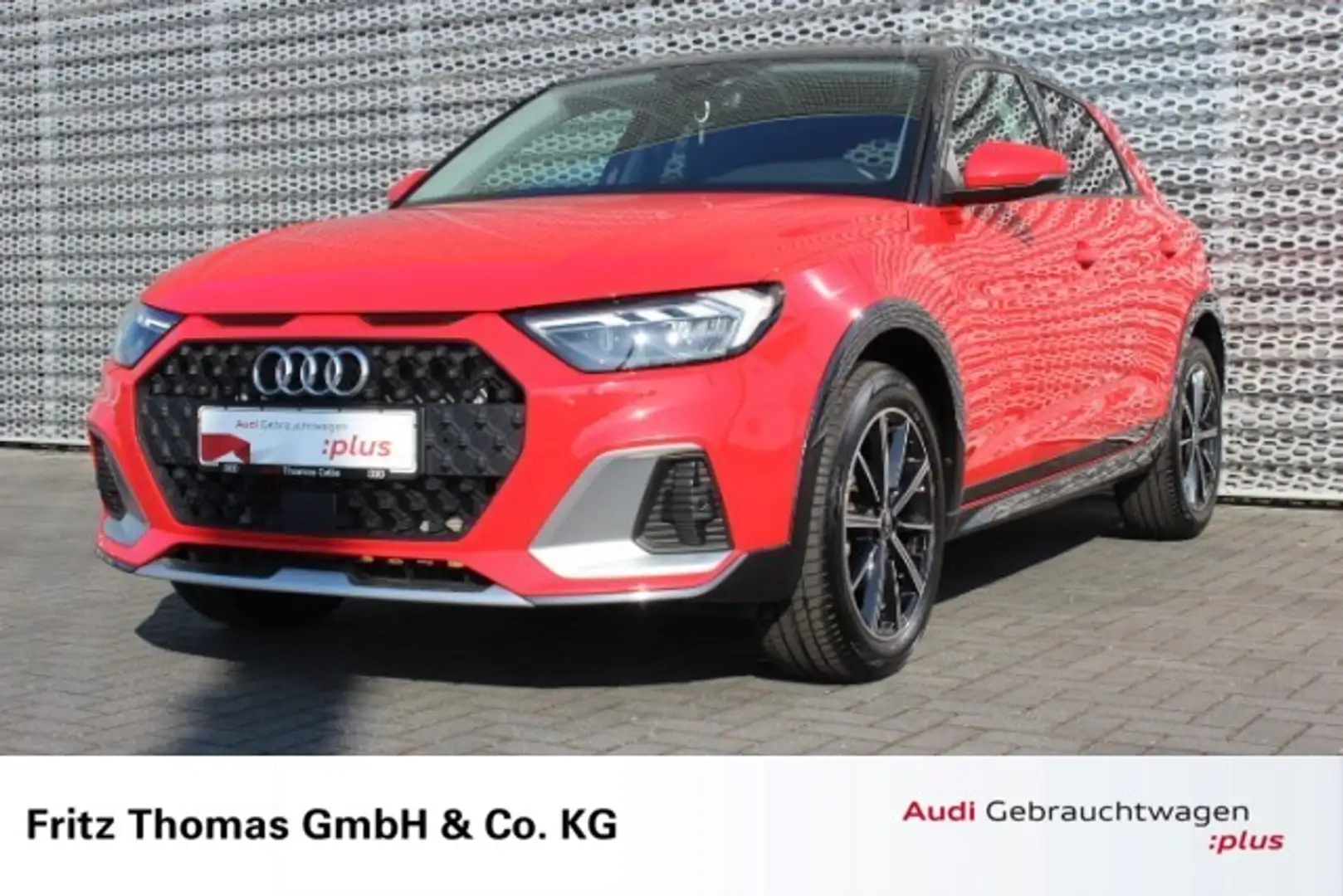 Audi A1 allstreet 35 TFSI S tronic LED ACC ASI SpSi SHZ AP Rood - 1