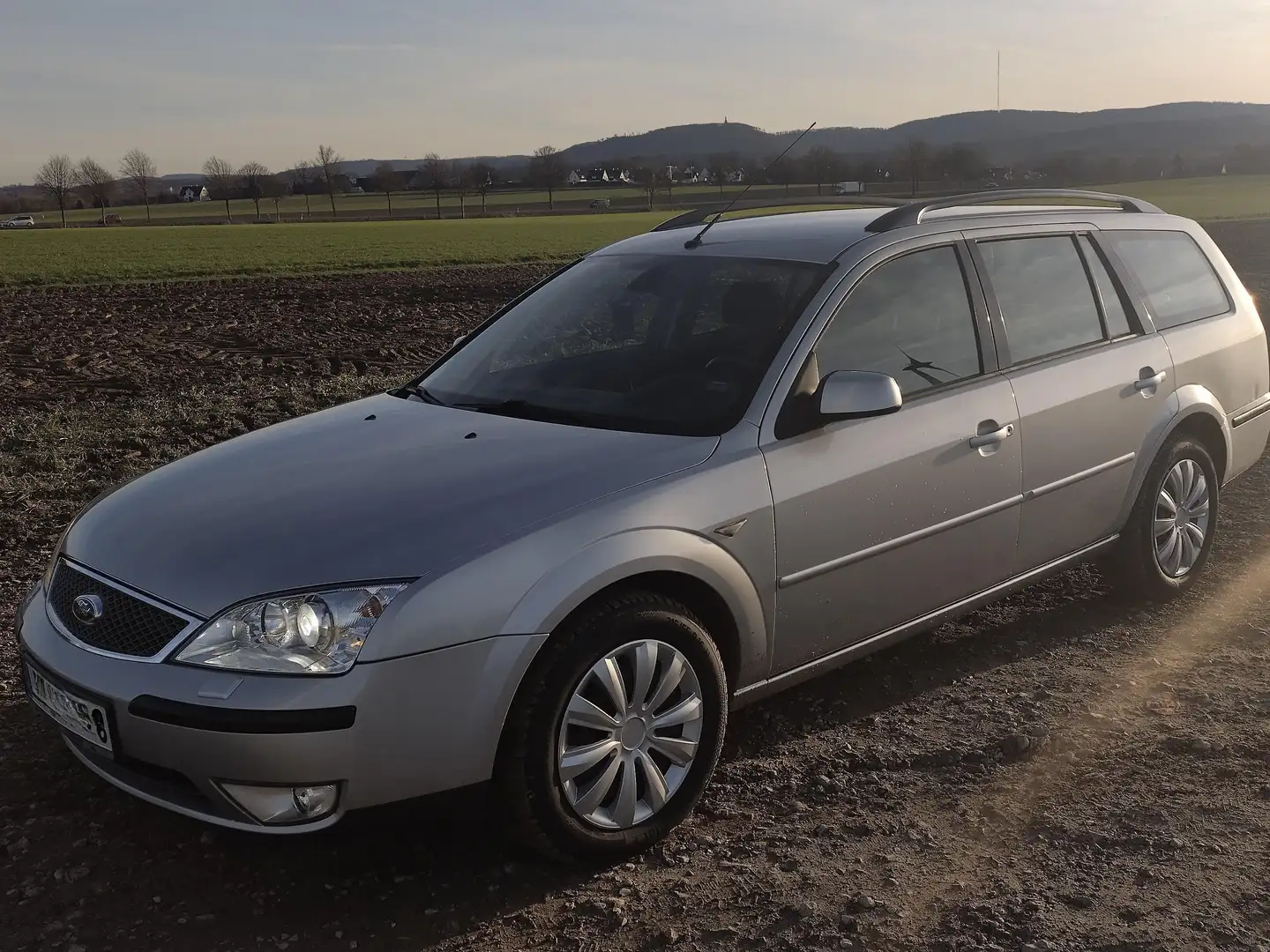 Ford Mondeo Mondeo 2.0 TDCi Trend Junior Ezüst - 1