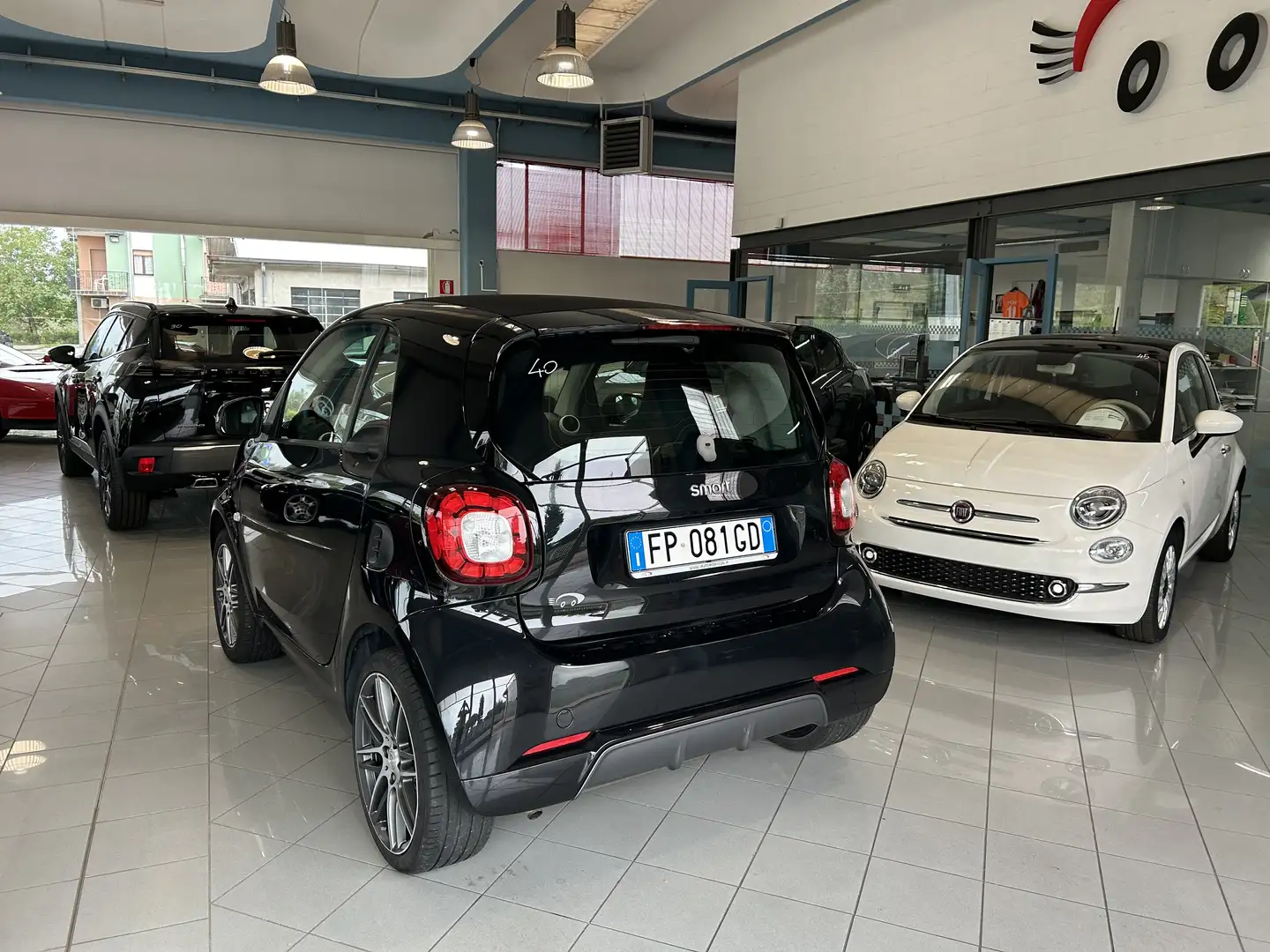 smart forTwo Fortwo 1.0 Passion 71cv my18 Zwart - 2