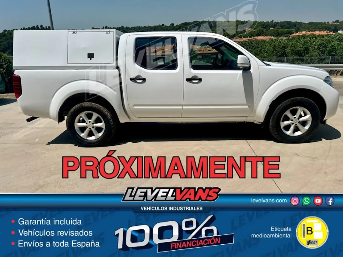 Nissan Navara 2.5dCi SE DCb. 4x4 Blanco - 2
