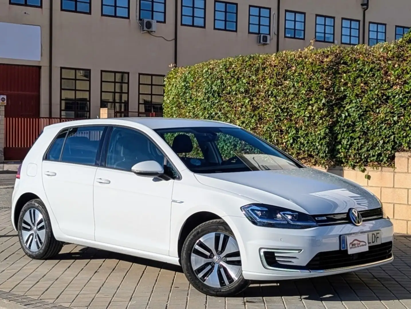 Volkswagen Golf e-Golf ePower Blanco - 2