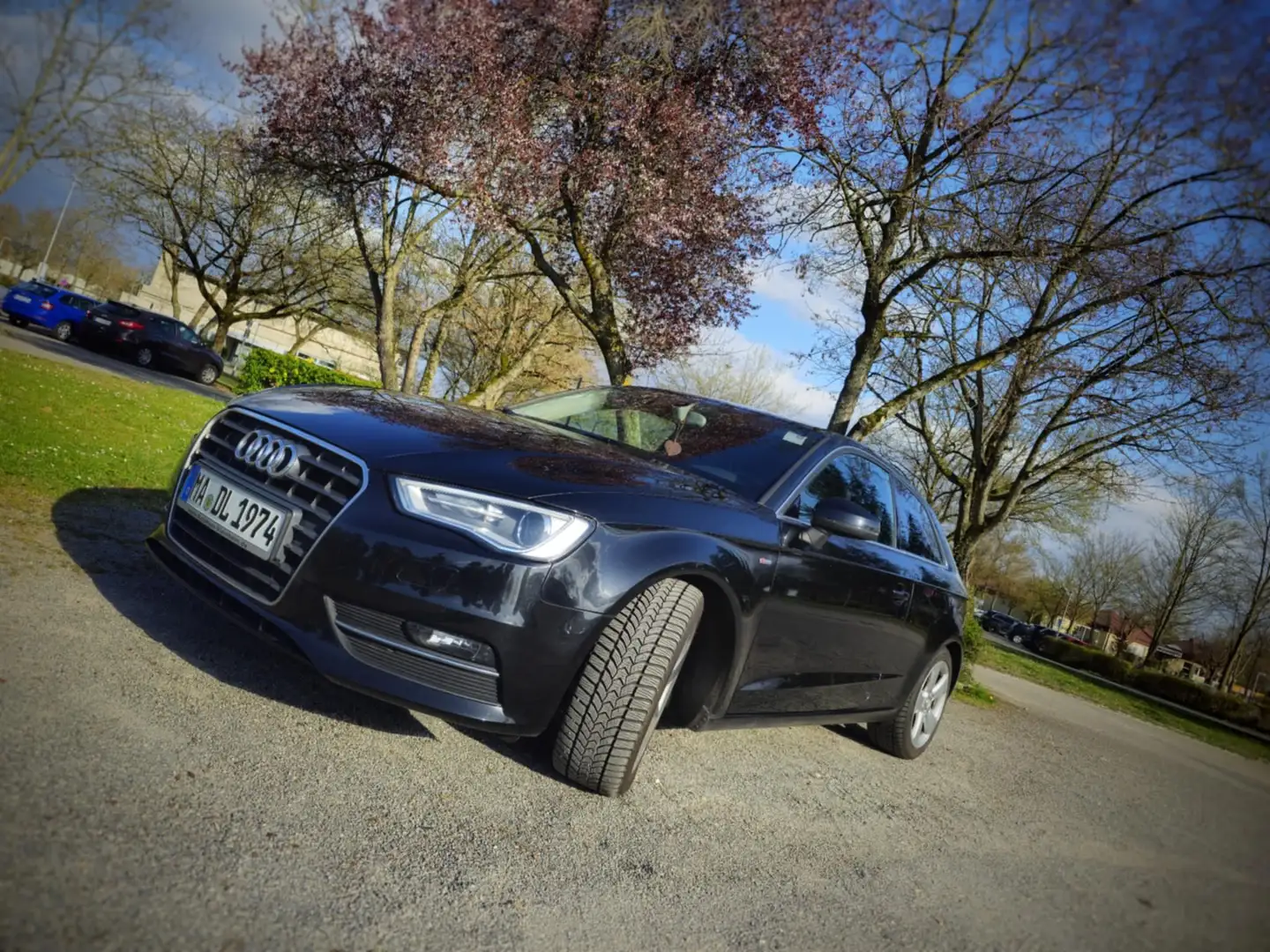 Audi A3 A3 2.0 TDI S line Sportpaket Schwarz - 2