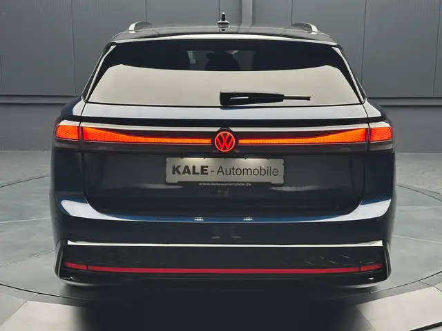 Volkswagen Id.7 view 4