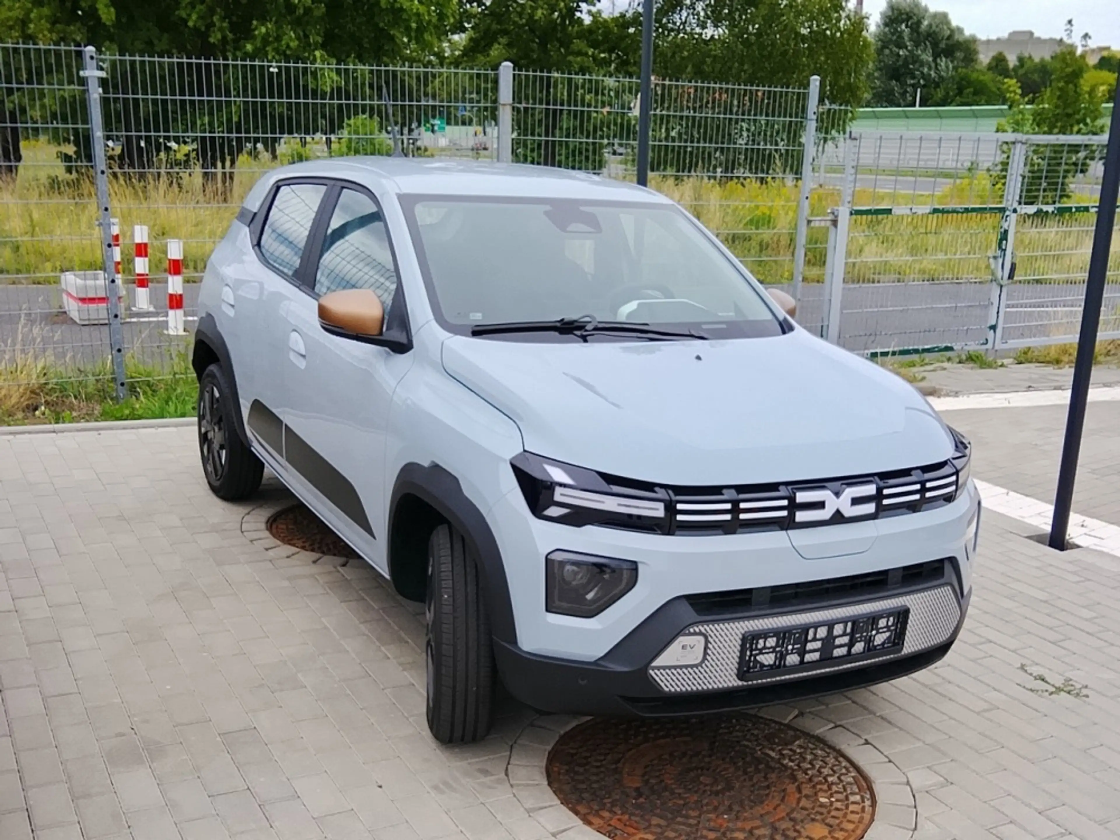 Dacia Spring Extreme 100 (24,3 kWh) Elektro E-Prämie möglich* — photo 2