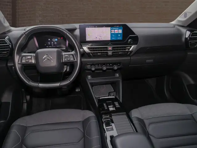 Citroen C4 view 11