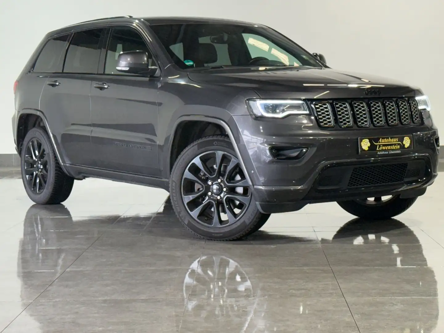 Jeep Grand Cherokee 3.0 CRD Limited*NAVI*SHZ*S-HEFT - 2