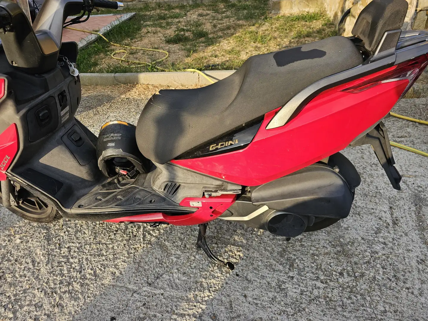 Kymco Grand Dink 300 Rouge - 1