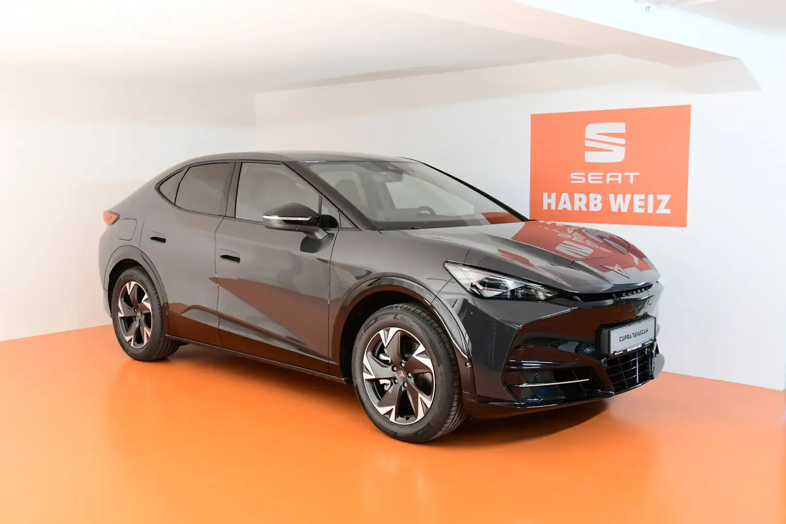 CUPRA Tavascan 210kW/286PS Grau - 2
