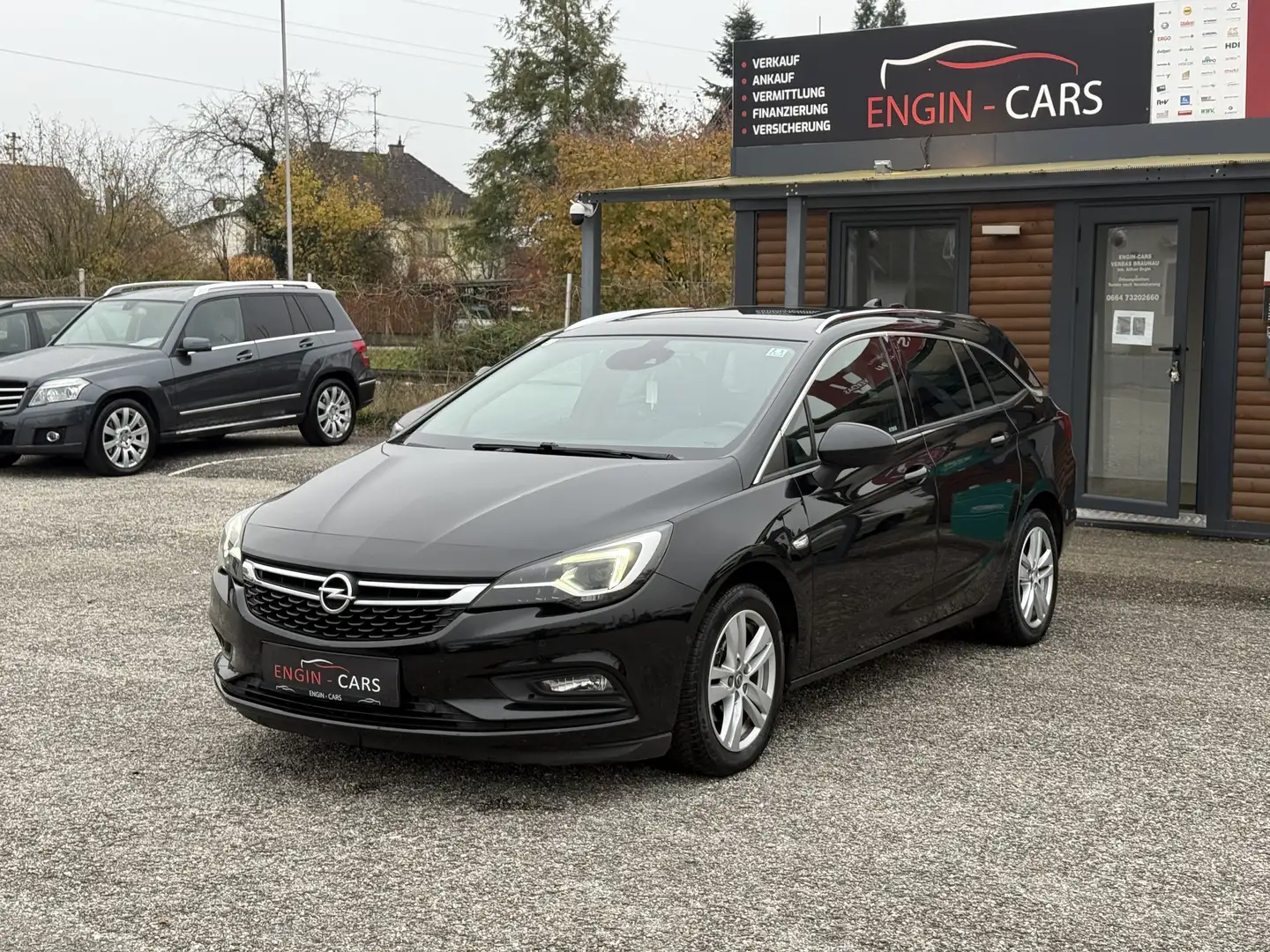 Opel Astra VOLL AHK/PDC/SZH/RFK/Tempomat/SpurAss/ToteWinke Noir - 1