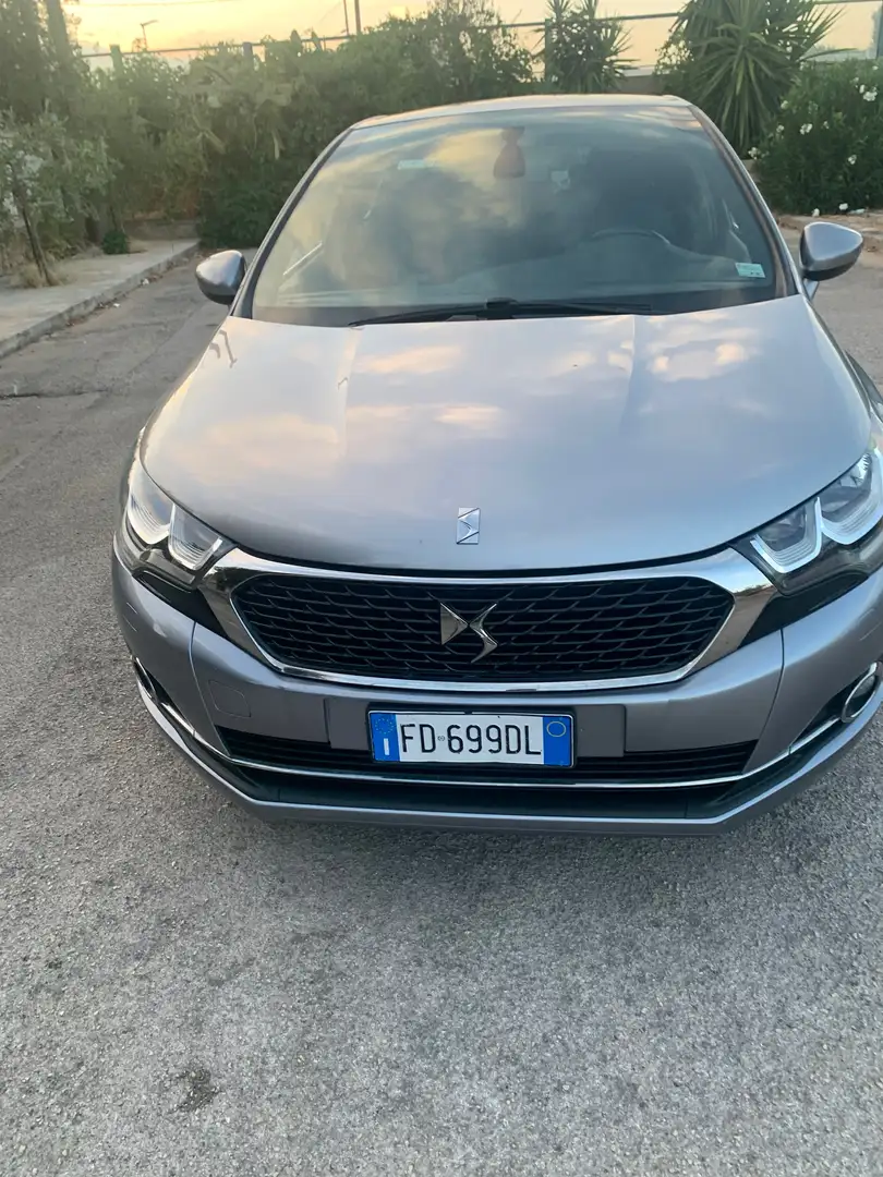 DS Automobiles DS 4 DS4 I 2012 DS4 1.6 bluehdi So Chic s Argent - 1