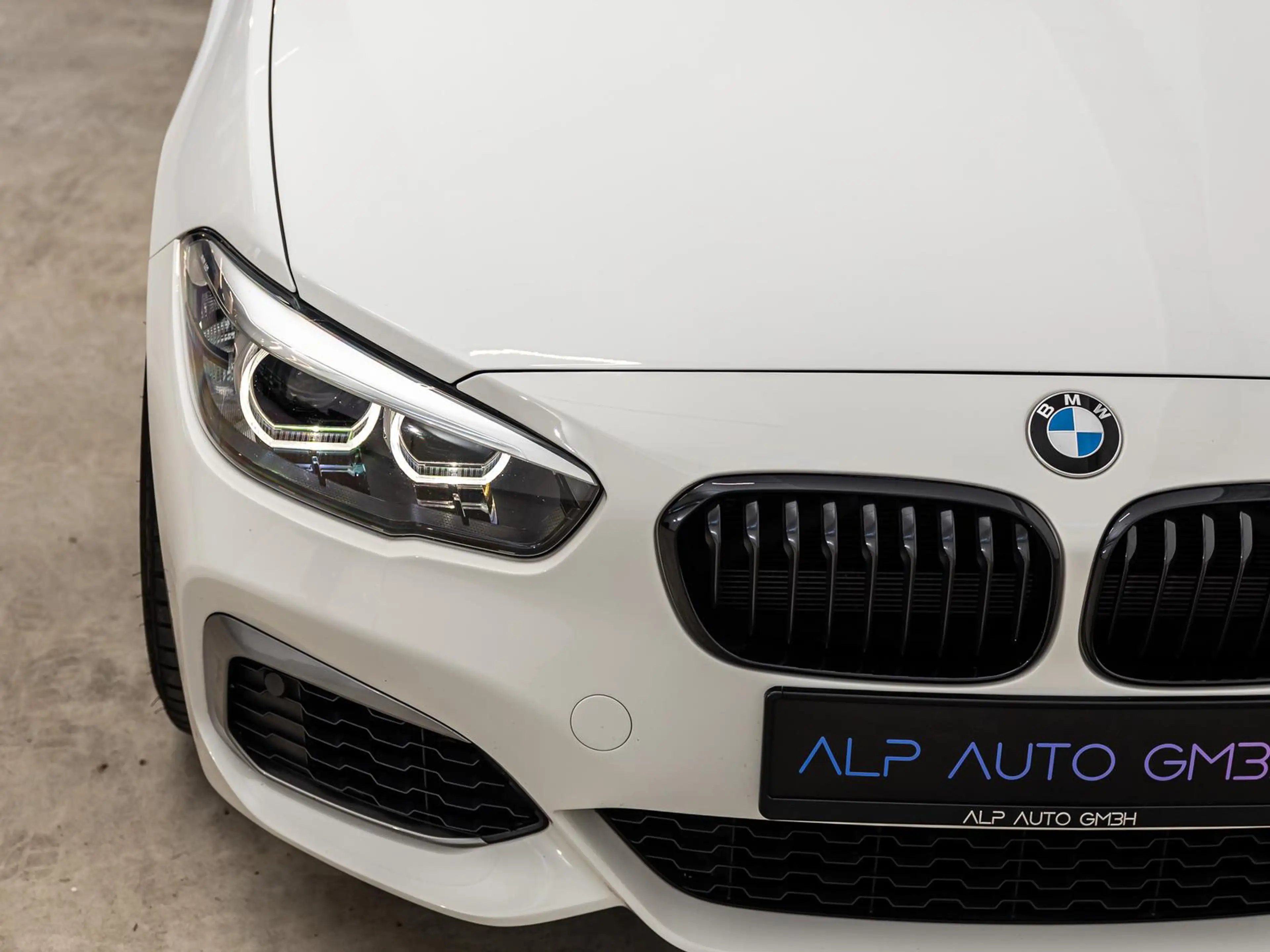 BMW 140 Special Edition/LED/SHZ/SHADOW/NAVI — photo 11