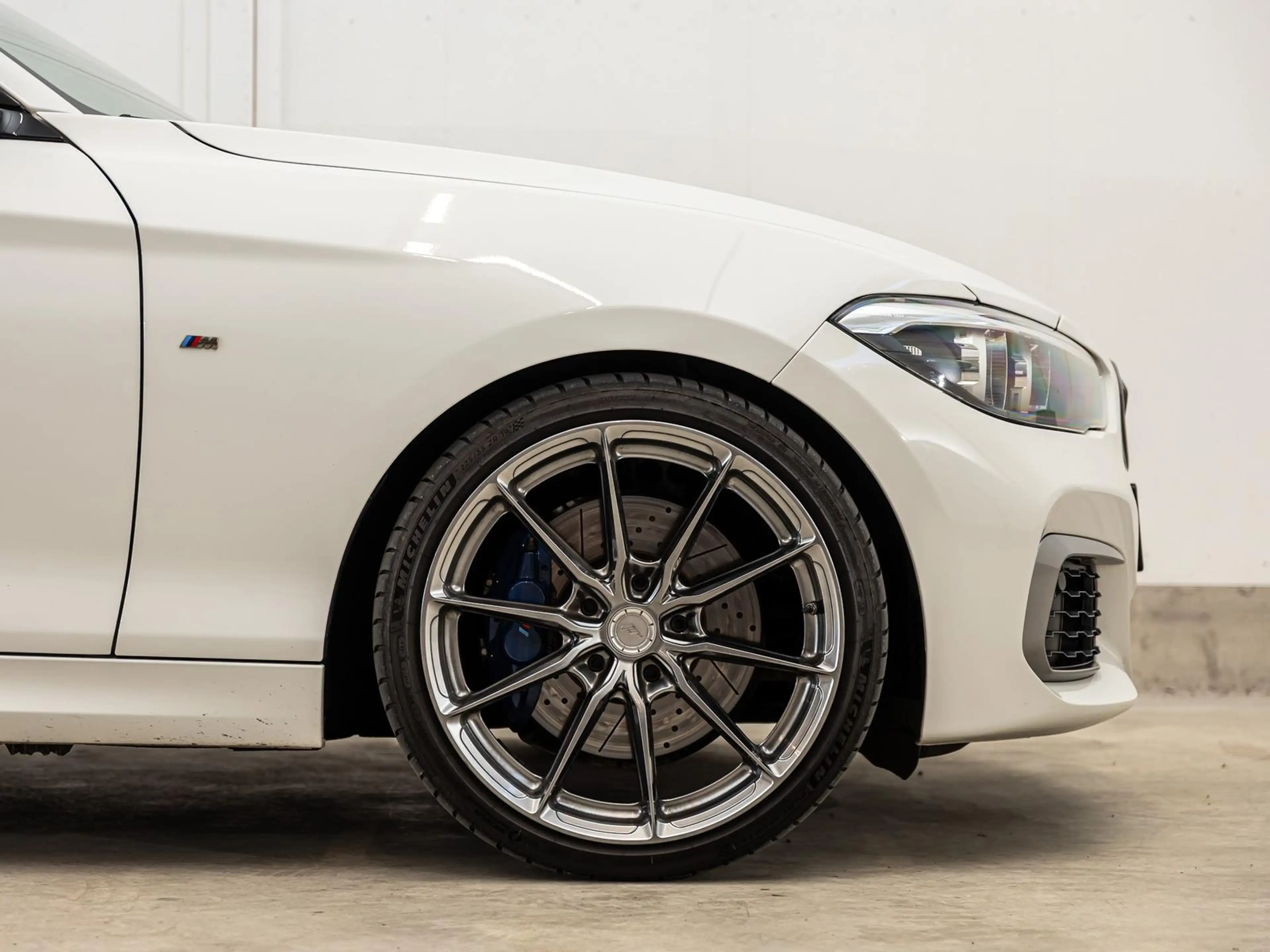 BMW 140 Special Edition/LED/SHZ/SHADOW/NAVI — photo 9