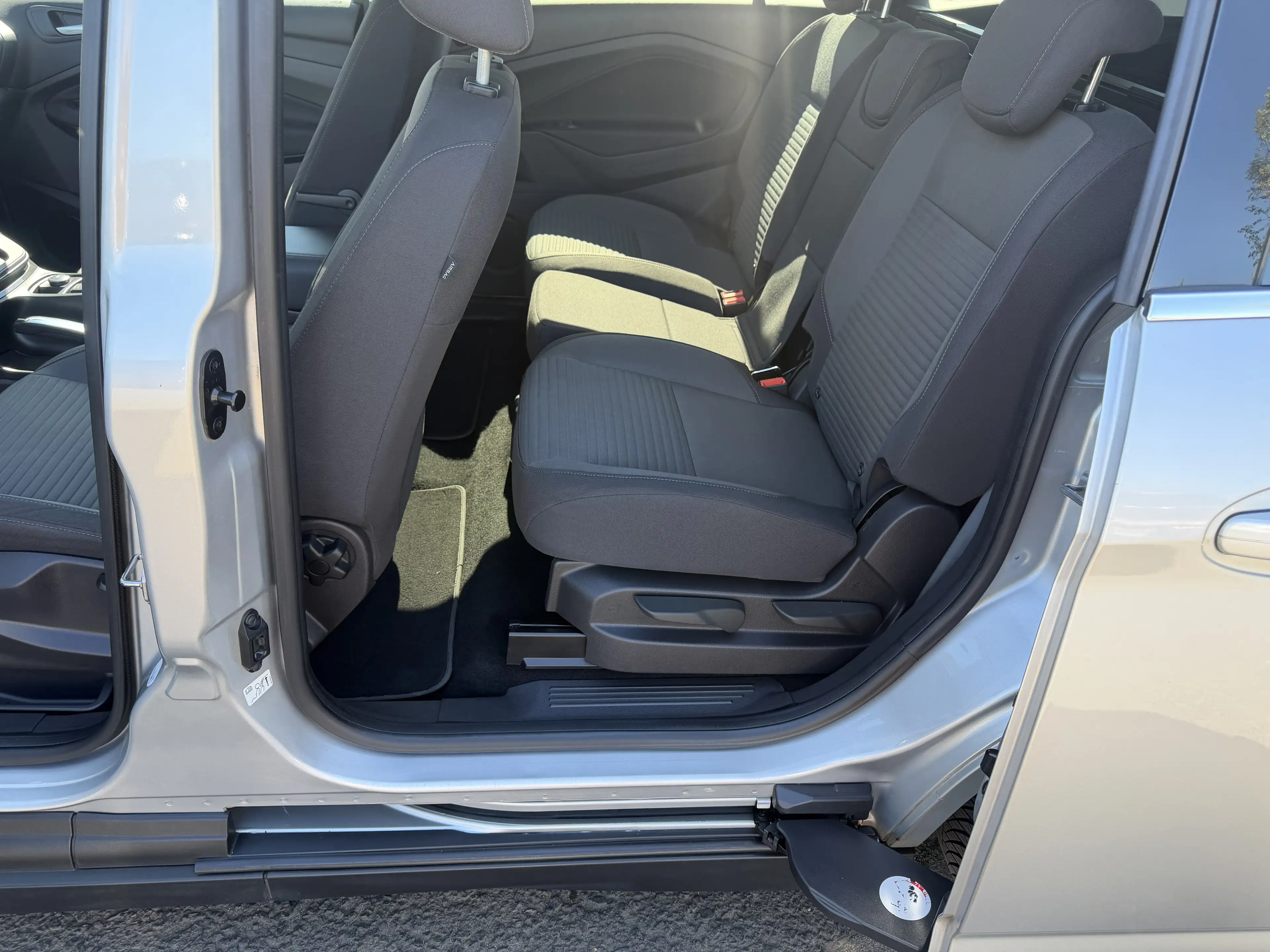 Ford Grand C-Max Titanium/Automatik — photo 13