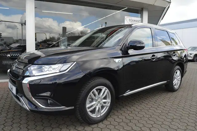 Mitsubishi Outlander PHEV PHEV Basis mit Spirit Paket