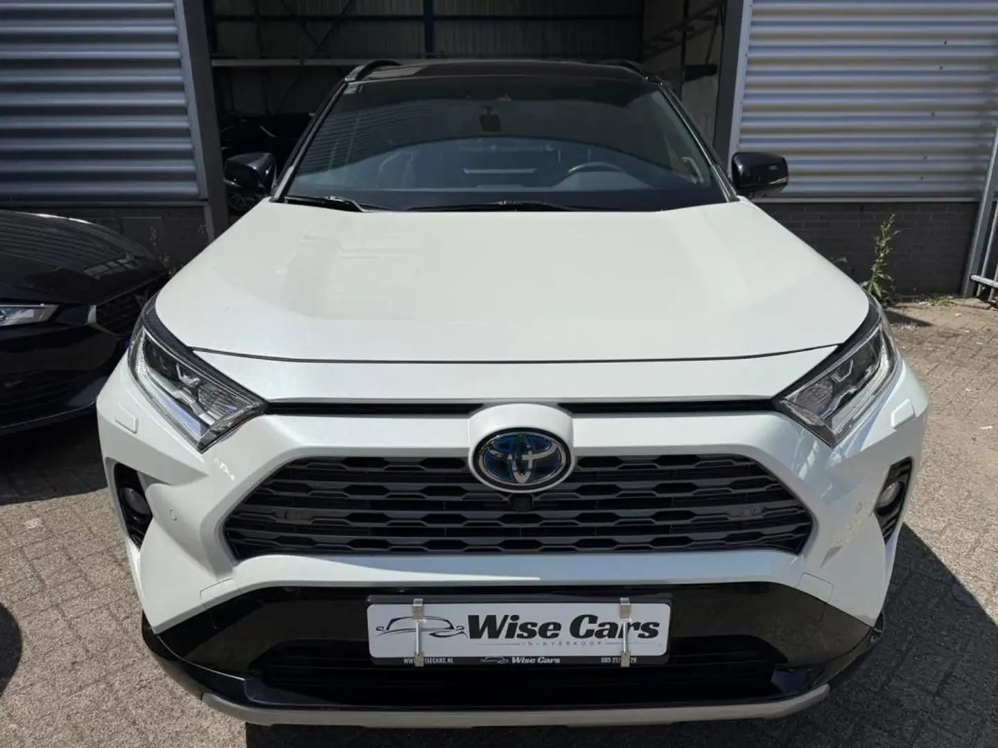 Toyota RAV 4 2.5 Hybrid Bi-Tone 1 Jaar Fabrieksgarantie Wit - 2