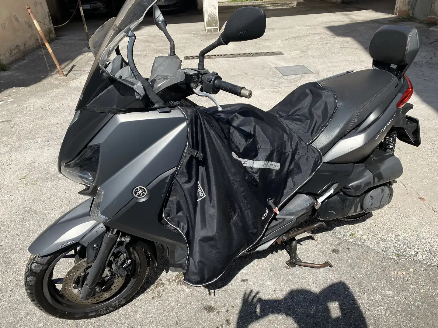 Yamaha X-Max 250 - 1